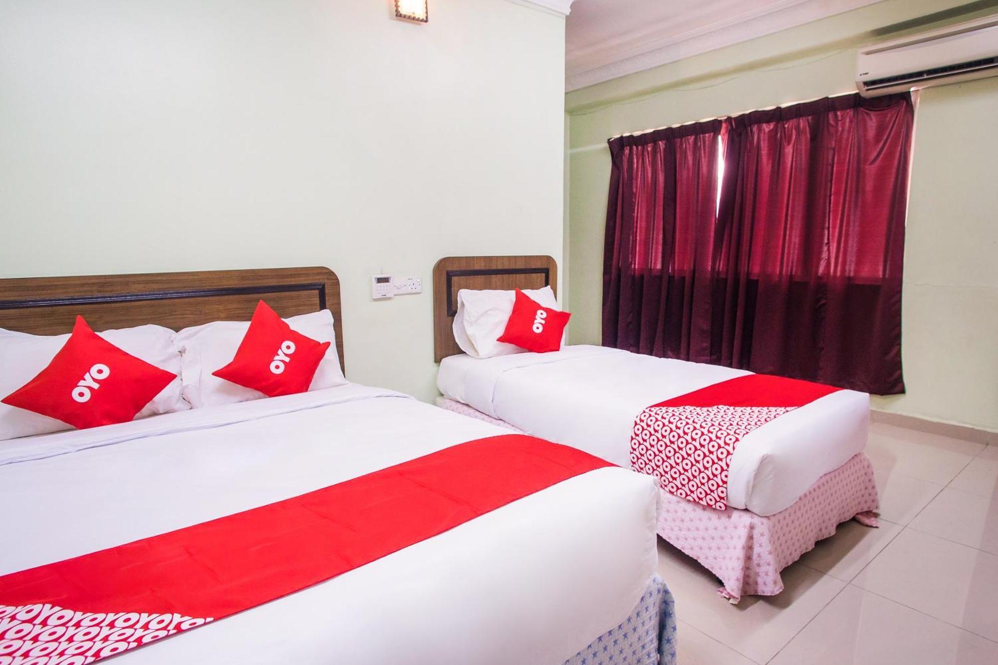OYO 89363 Casavilla Hotel Batu Caves Esterno foto