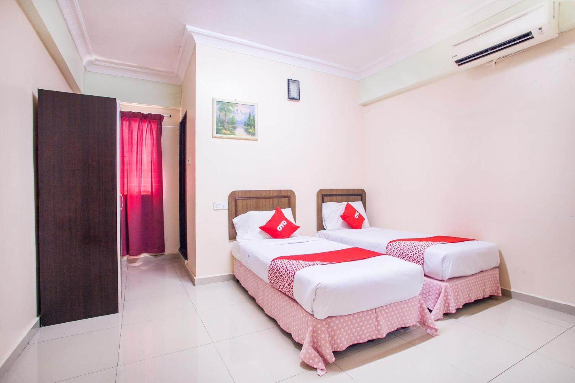 OYO 89363 Casavilla Hotel Batu Caves Esterno foto