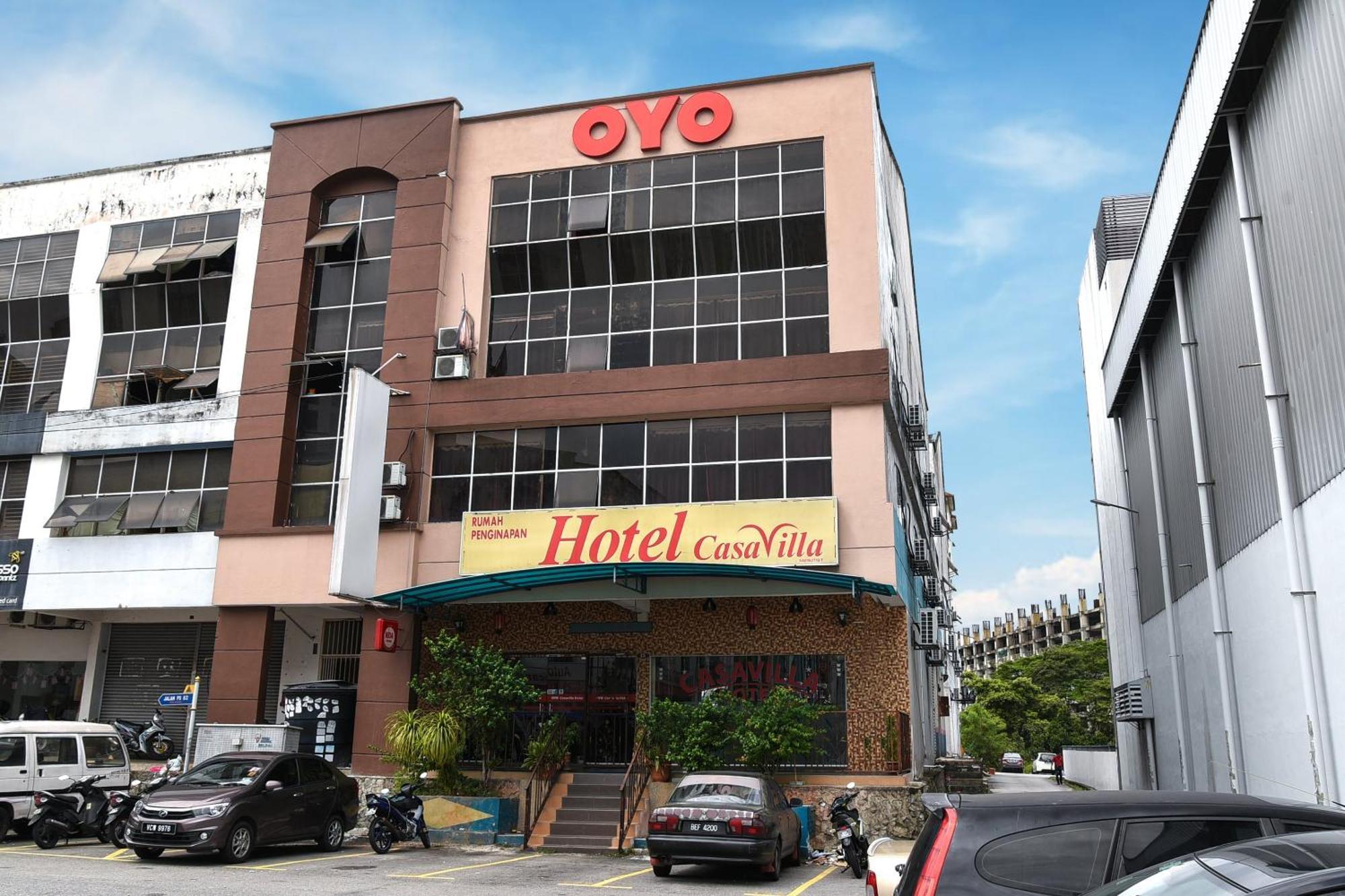 OYO 89363 Casavilla Hotel Batu Caves Esterno foto